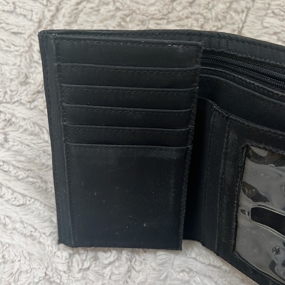 Nine West wallet - Picture 7 of 16